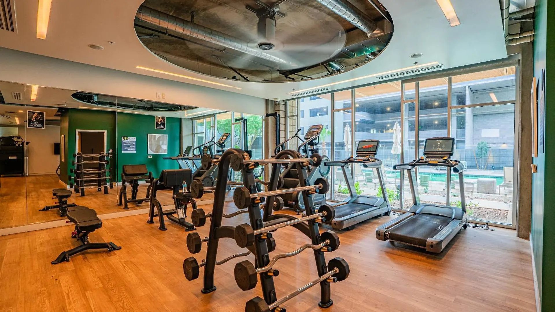 شقة Striking 2Bd - Cdt- Gym, Pool, Parking - Sleep8 فينيكس 0*,  الولايات المتحدة الأمريكية
